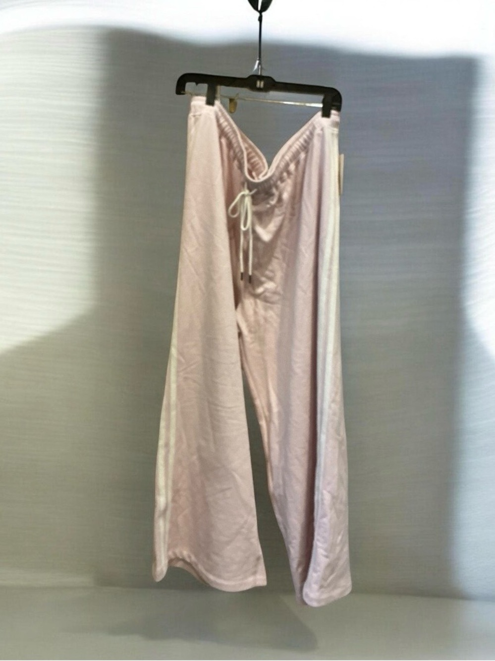 Universal Thread Pale Pink Trim Jogger Pants